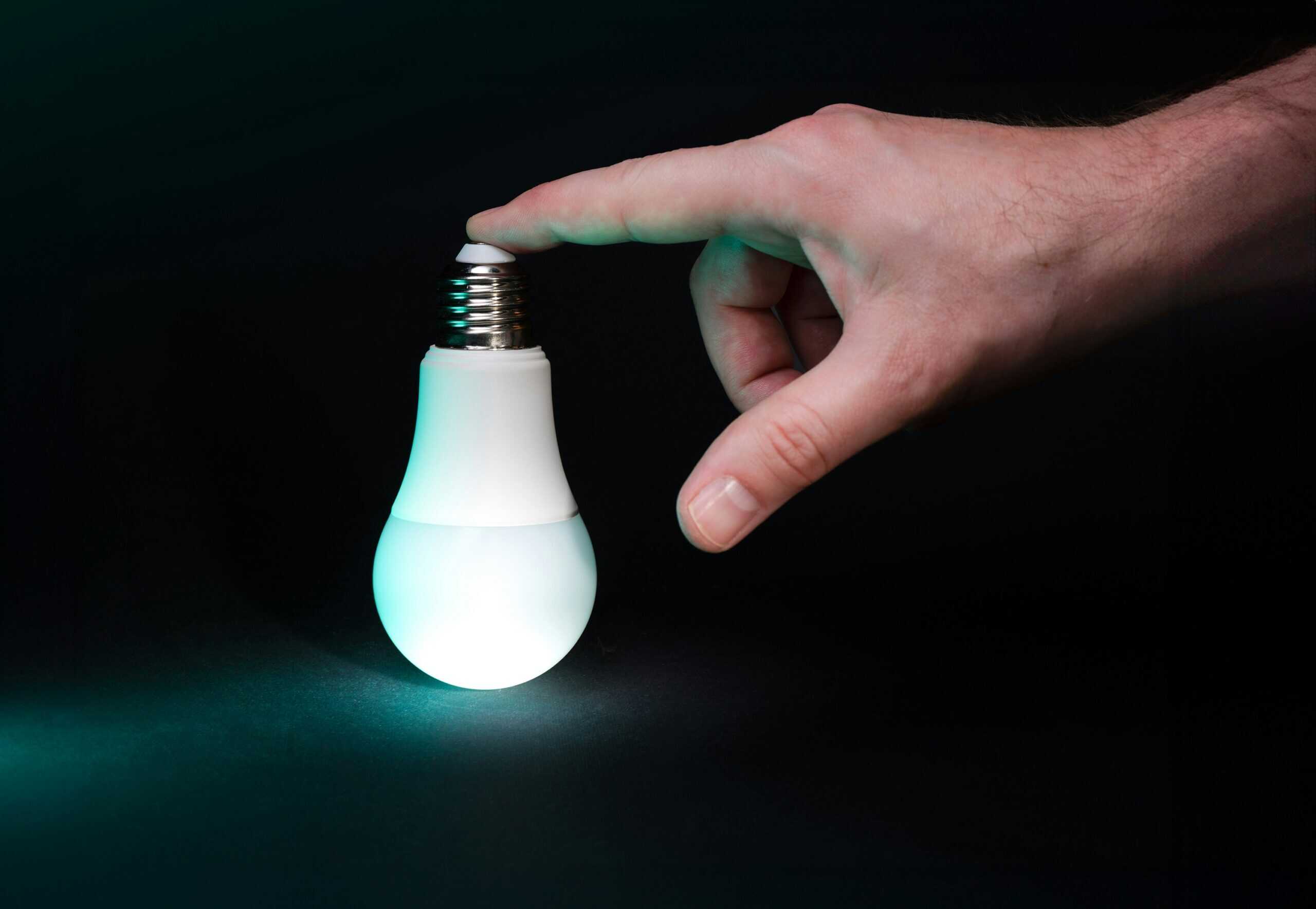 – Slimme energieoplossingen voor duurzame verlichting en besparing – Innovatieve LED-verlichtingstechnologie voor woningen en bedrijven.