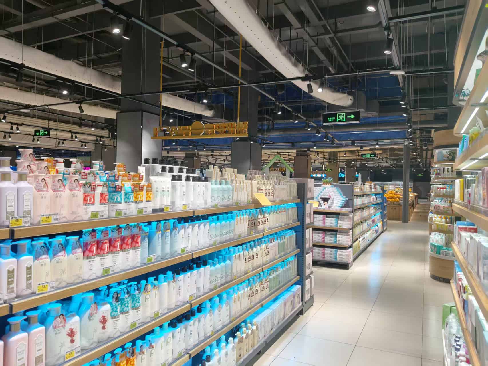 Efficiënte retaillogistiek en voorraadbeheer bij Elips Solutions voor detailhandel en supermarkten.